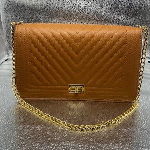 Must Have 4 In 1 Vegan  Leather Large CHEVRON Quilted Handbag